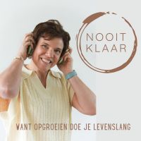 NOOIT KLAAR cover