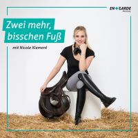 Zwei mehr, bisschen Fuß cover