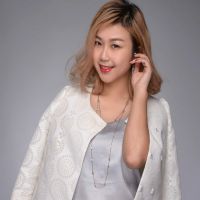 英语口语自媒体Maggie桃 cover