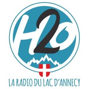 H 2 O Radio logo